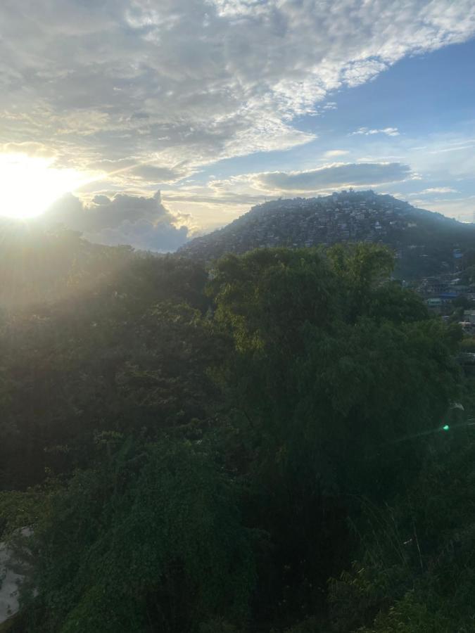 Courtyards Peak-Corner Pinestay - At Goshenland Baguio 바기오 외부 사진